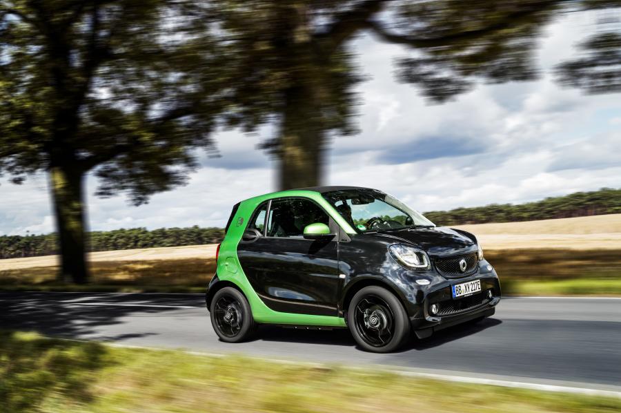 Smart ForTwo Prime Coupe Electric Drive 2017 года  (фото 21 из 48)